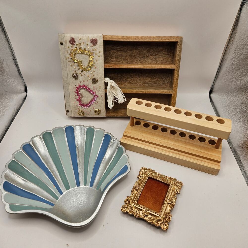 LOT OF 4 DECORATIVE HOME DECOR ITEMS SHELL TRAY WOOD SHELF TEST TUBE HOLDER
